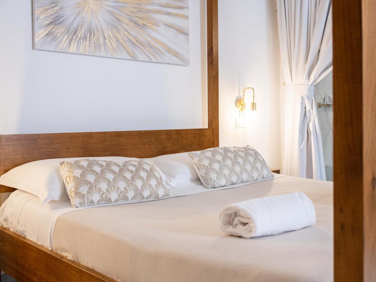 Dama Bianca Boutique Hotel 오스투니 외부 사진